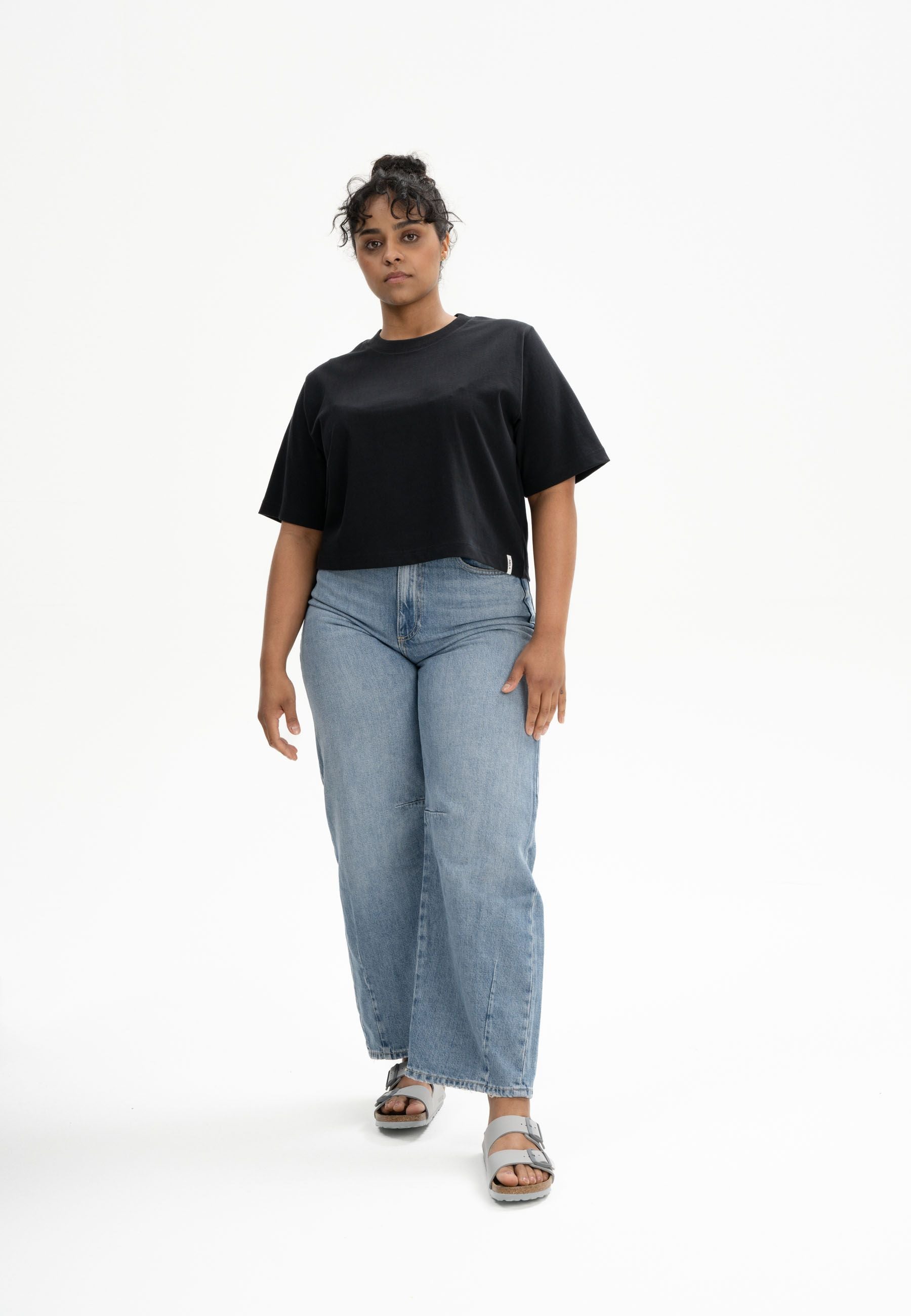 Cropped T-Shirt schwer JOSHNA schwarz | MELAWEAR