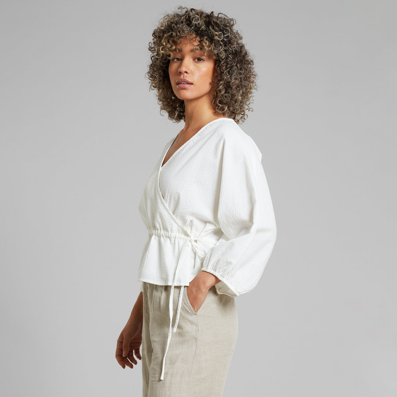 Wrap Top Rosenvik White | DEDICATED