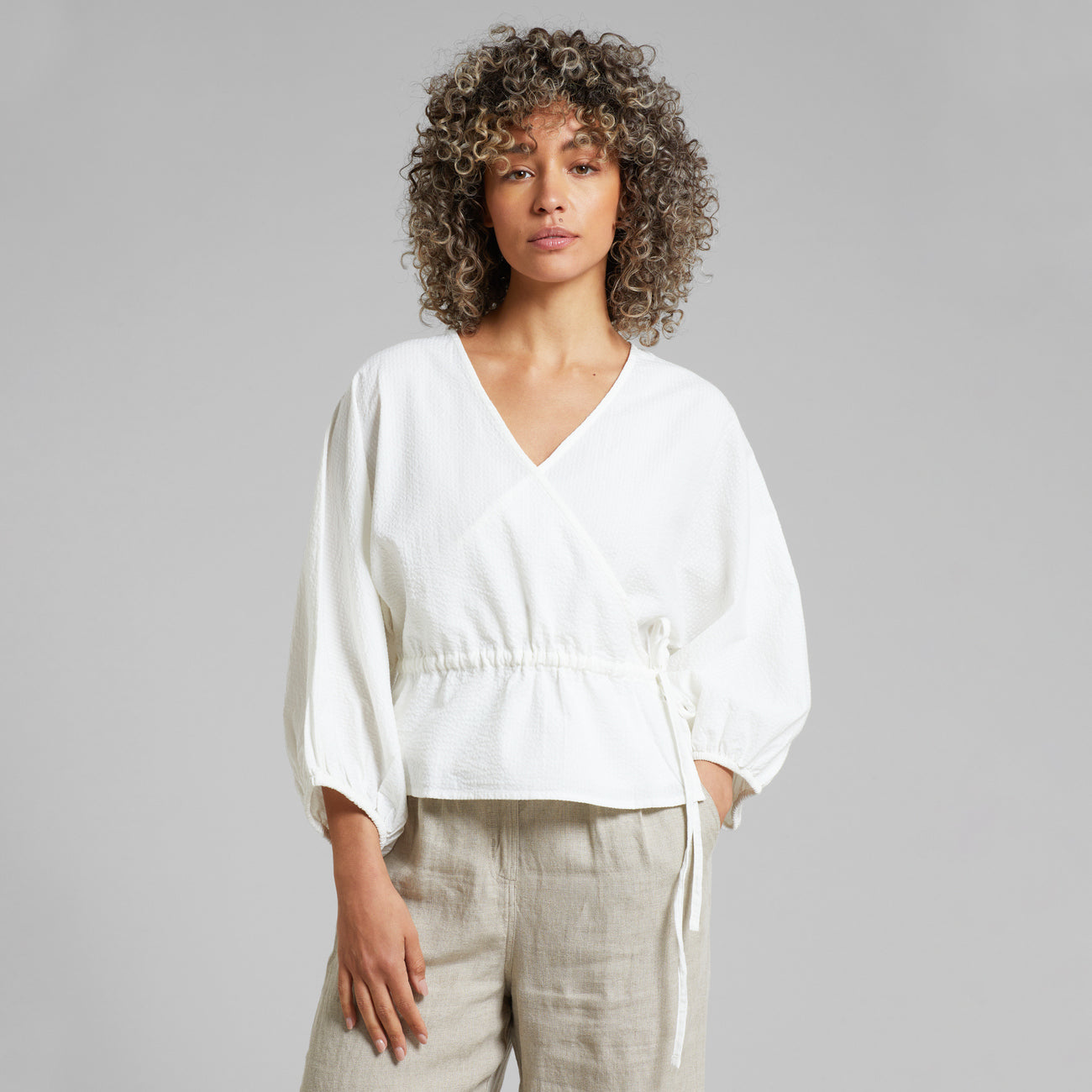 Wrap Top Rosenvik White | DEDICATED