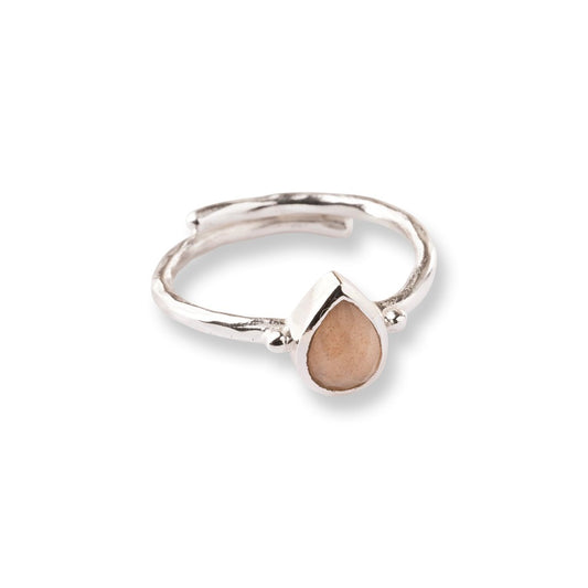 Enjoyment Peach Moonstone Ring Silber | a Beautiful Story