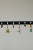 Ohrring Mediterranean enamel huggie Gold | wildthings